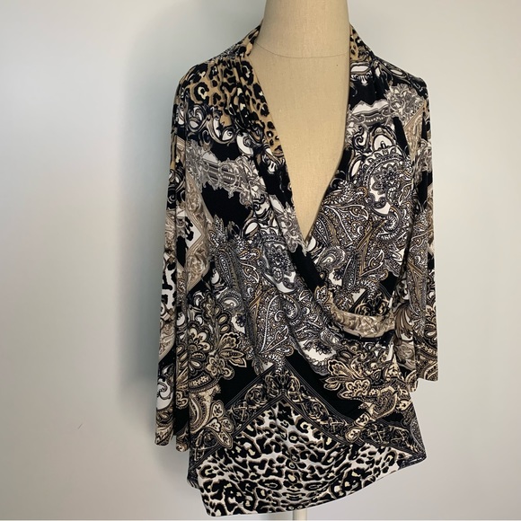 Chicos wrap blouse 2 - Picture 16 of 16